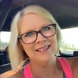 Meet your Posher, Wendy